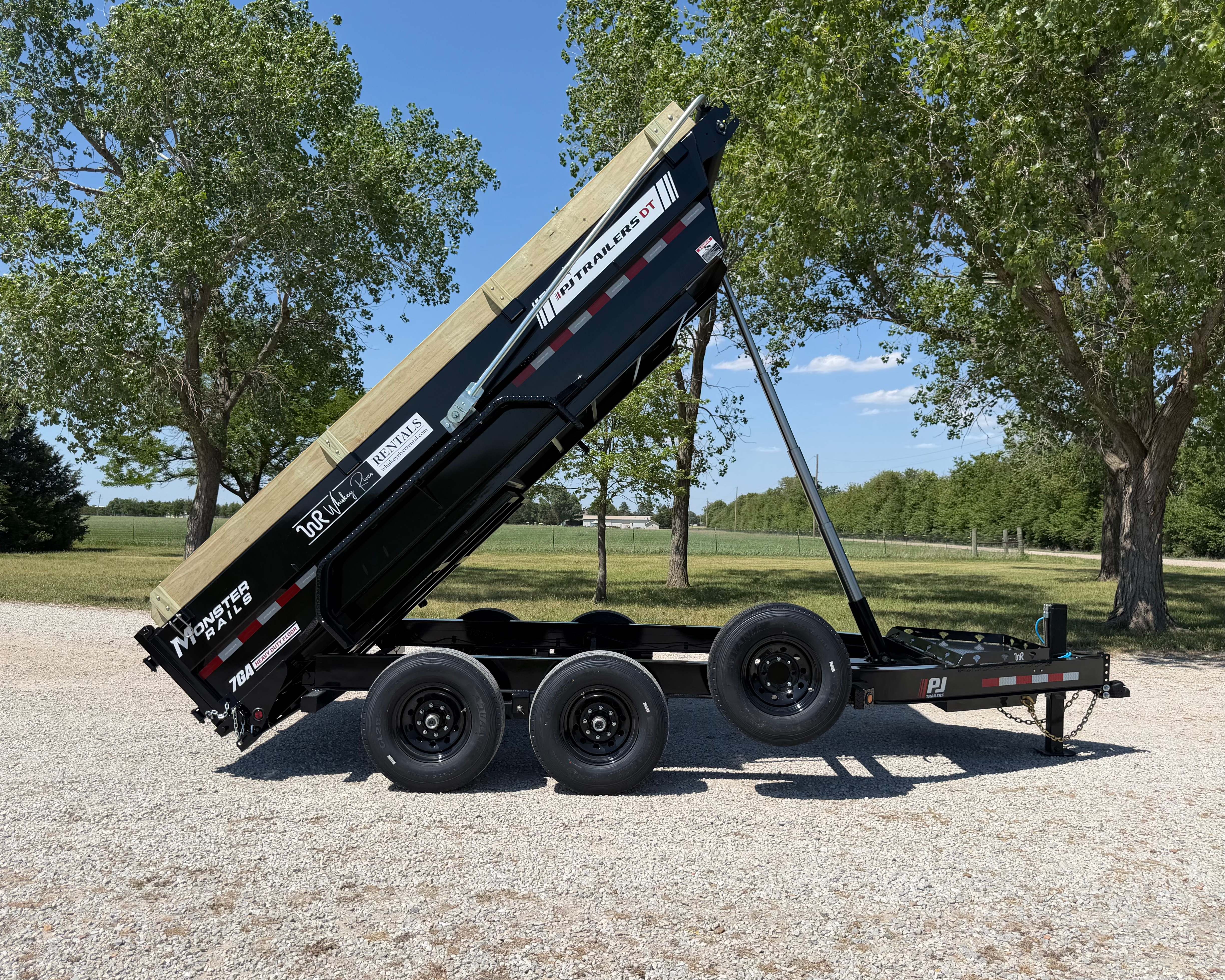 Dump Trailers - Ideal for landscaping, construction debris, and heavy-duty hauling. Available for rent in Hutchinson, Kansas