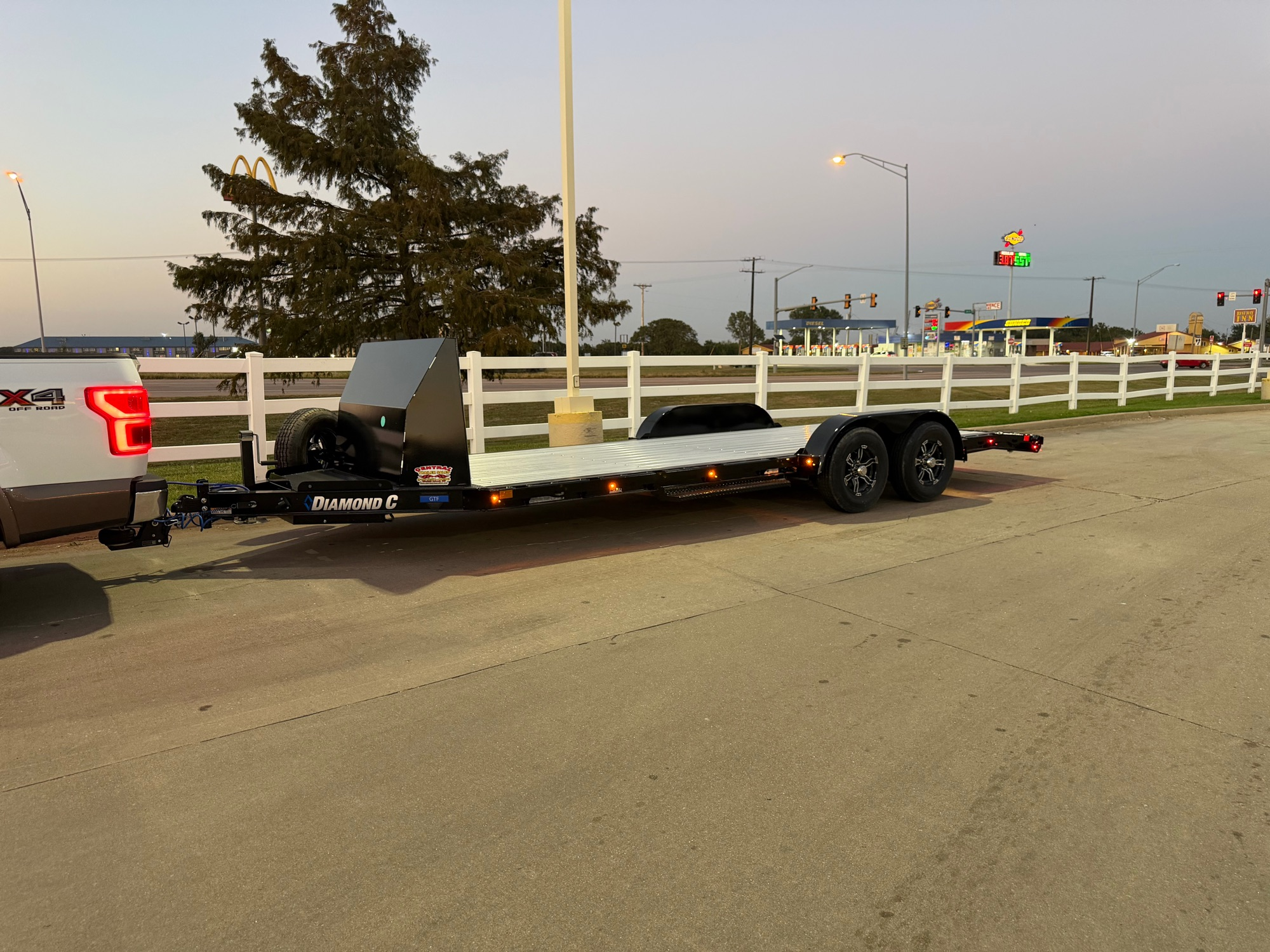 2026 Diamond C GTF 20' Car Hauler – Low Profile - Professional trailer rental for Diamond C model