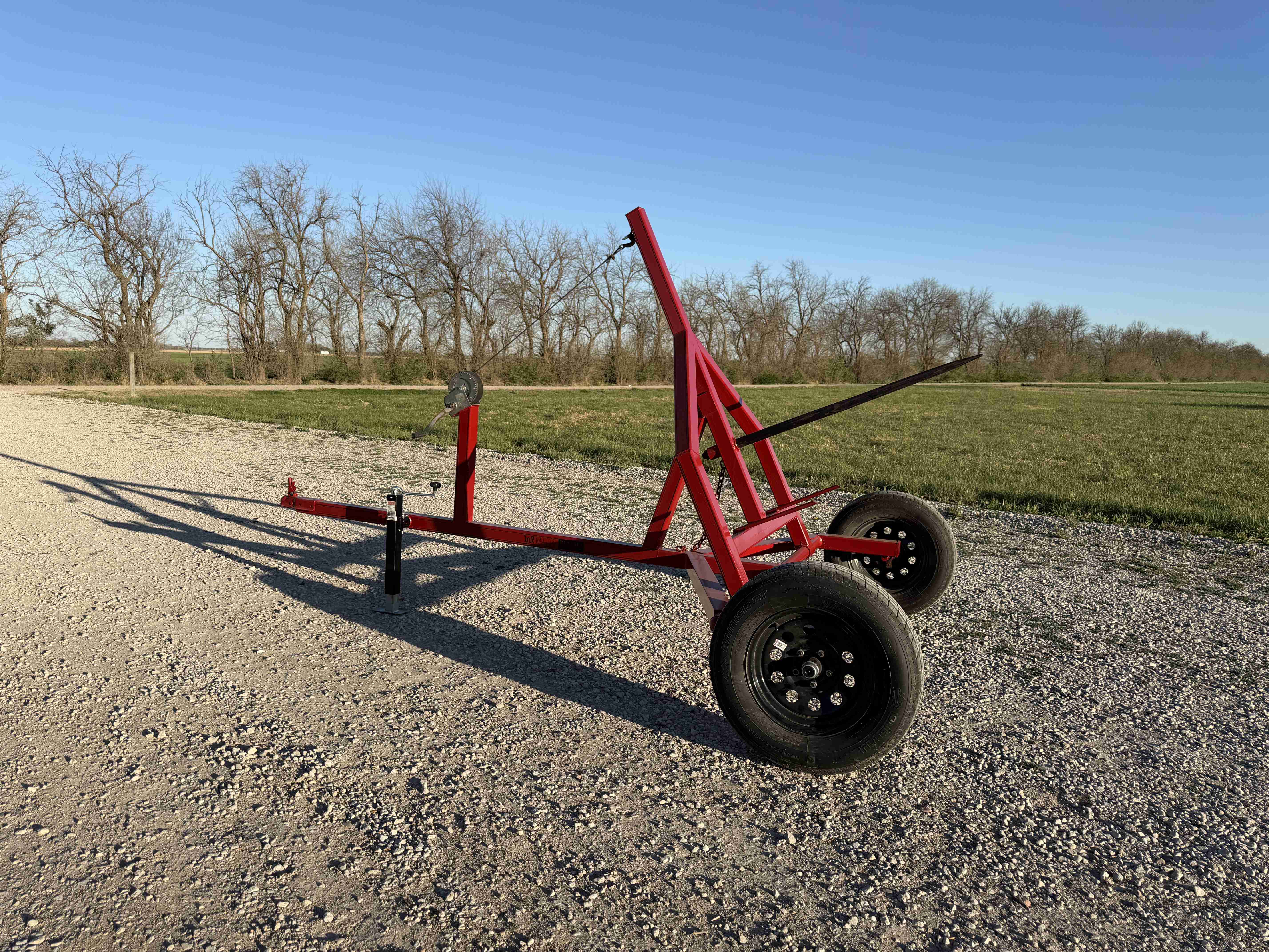 Hay Buggy – Round Bale Trailer - Professional trailer rental for model with 3,000 lbs GVWR